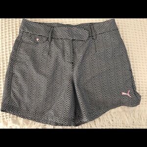 VTG Puma Novelty Graphic Chevron Golf Shorts Sz. 4 Black/White Summer Tee Off